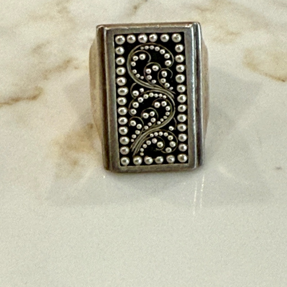 Lois Hill Elegant Silver Statement Ring - Size 6 - image 2